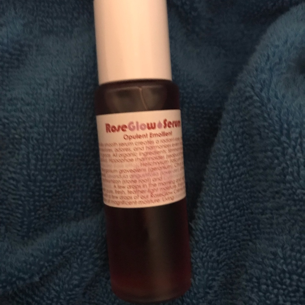 Rose glow serum